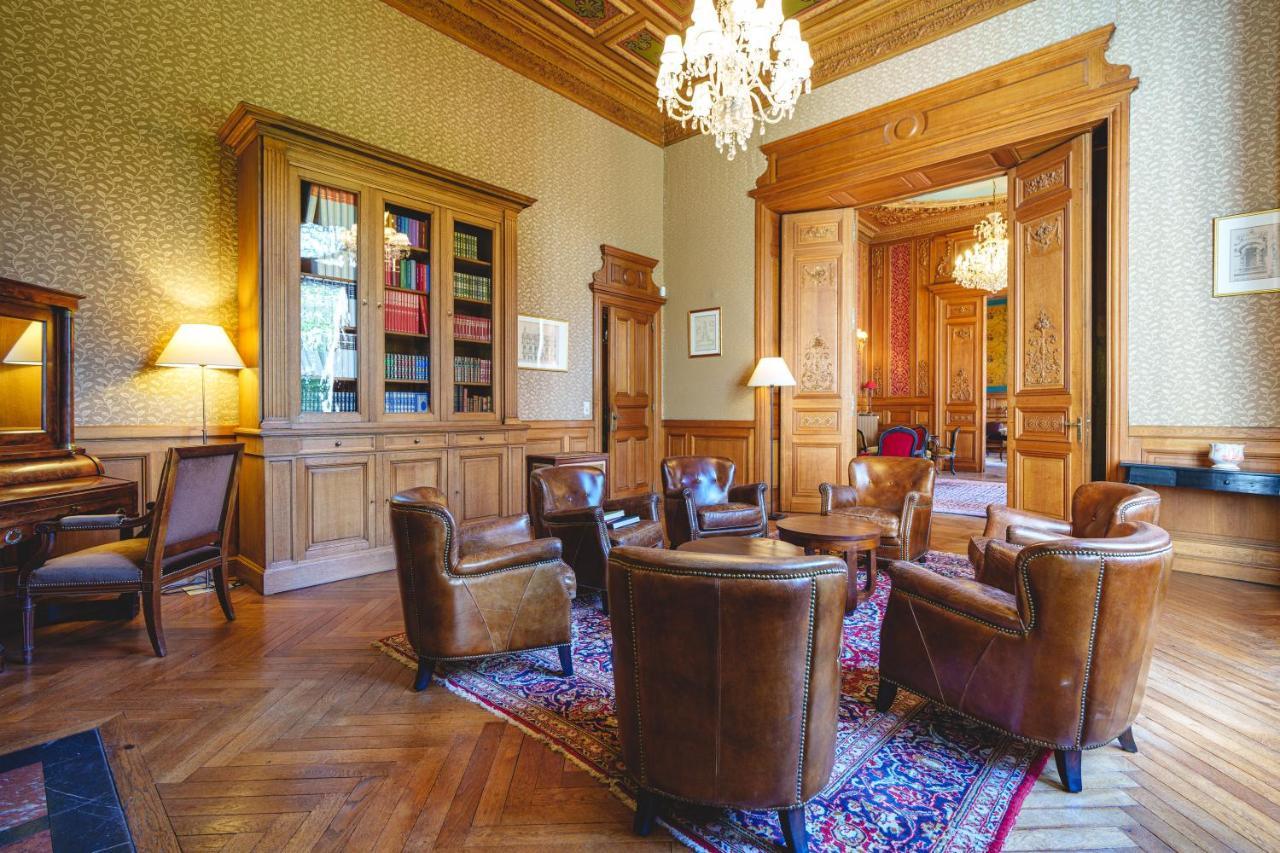 Chateau La Comtesse De Loire & Spa Saumur Exteriör bild